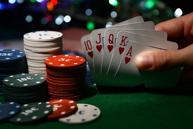 h8toto live dealer studio with roulette wheel and blackjack table during Liga 1 season